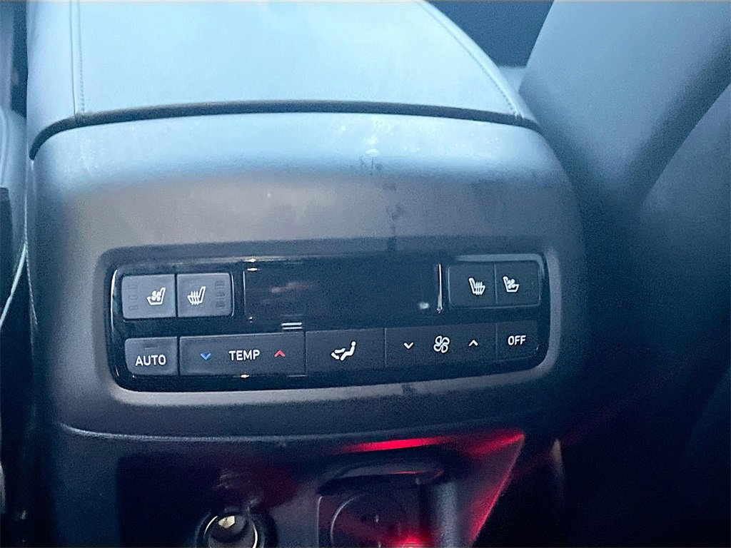 Used 2024 Hyundai Palisade Calligraphy image 27