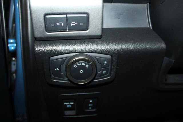 Used 2020 Ford F150 Raptor w/ Equipment Group 802A Luxury image 12