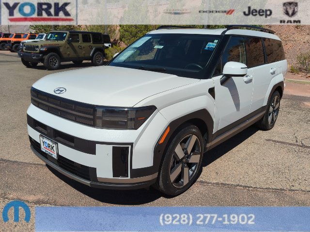 Used 2025 Hyundai Santa Fe Limited AWD/4WD image 1