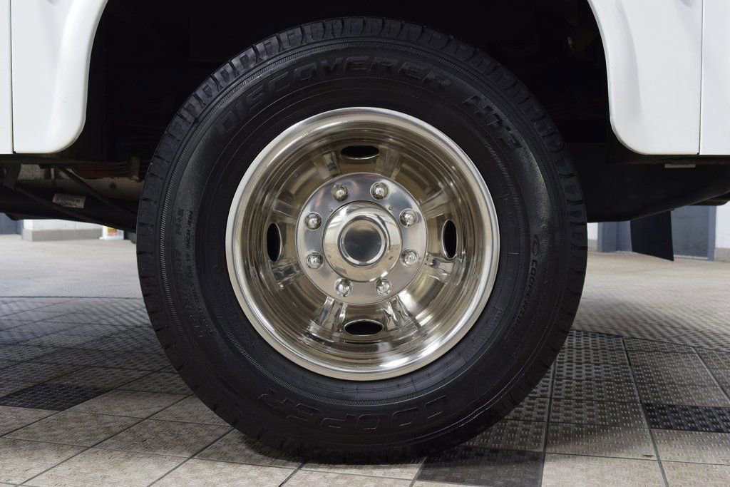 Used 2022 Ford F350 XL w/ Power Equipment Group image 16