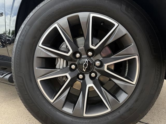 Used 2023 Chevrolet Tahoe Z71 w/ Z71 Off-Road Package AWD/4WD image 9