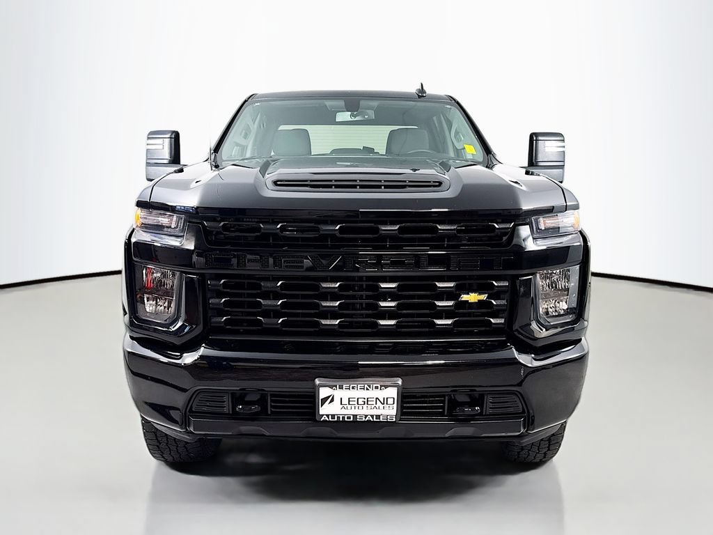 Used 2021 Chevrolet Silverado 2500 Custom w/ Custom Value Package AWD/4WD image 2