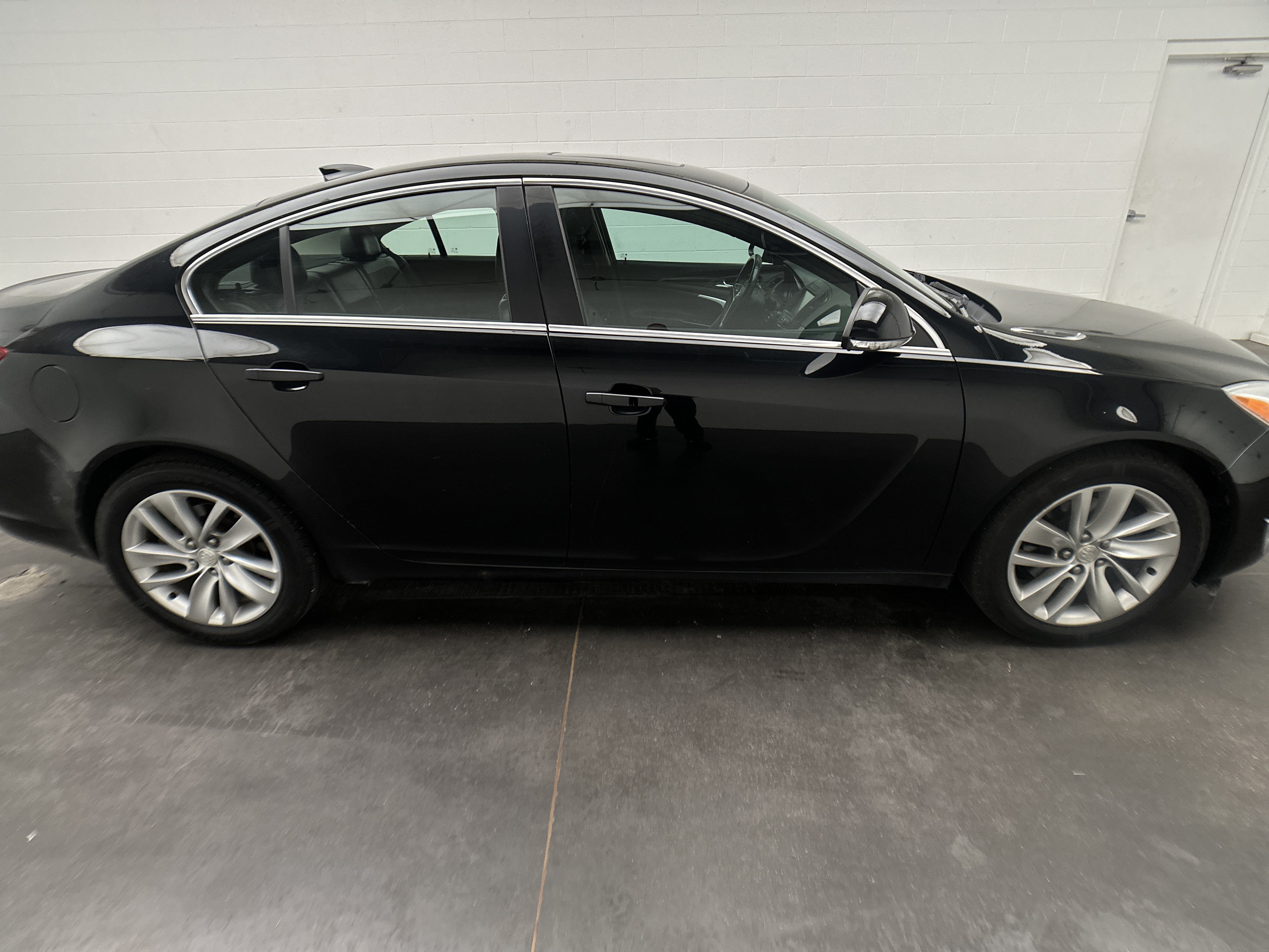 Used 2015 Buick Regal FWD image 36