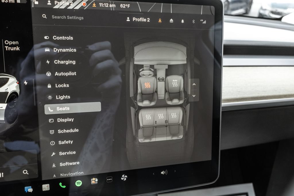Used 2022 Tesla Model Y Long Range AWD/4WD image 17