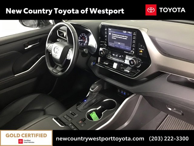 Certified 2022 Toyota Highlander XLE image 22