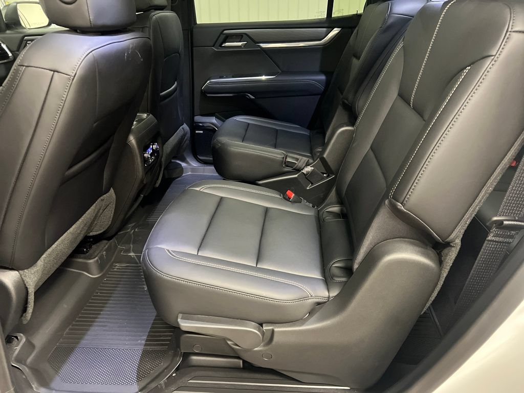 New 2026 GMC Acadia Elevation w/ Black Edition AWD/4WD image 13