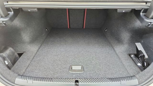 Used 2025 BMW i5 xDrive40 image 15