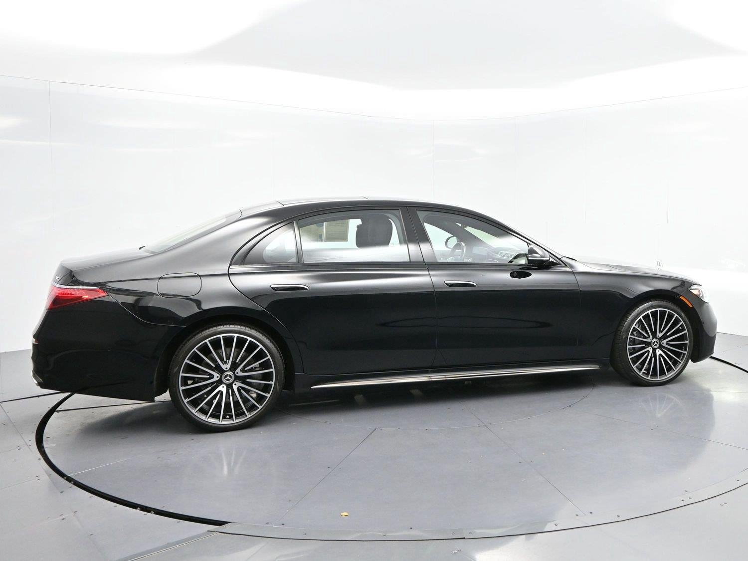 Used 2024 Mercedes-Benz S 580 4MATIC Sedan image 8