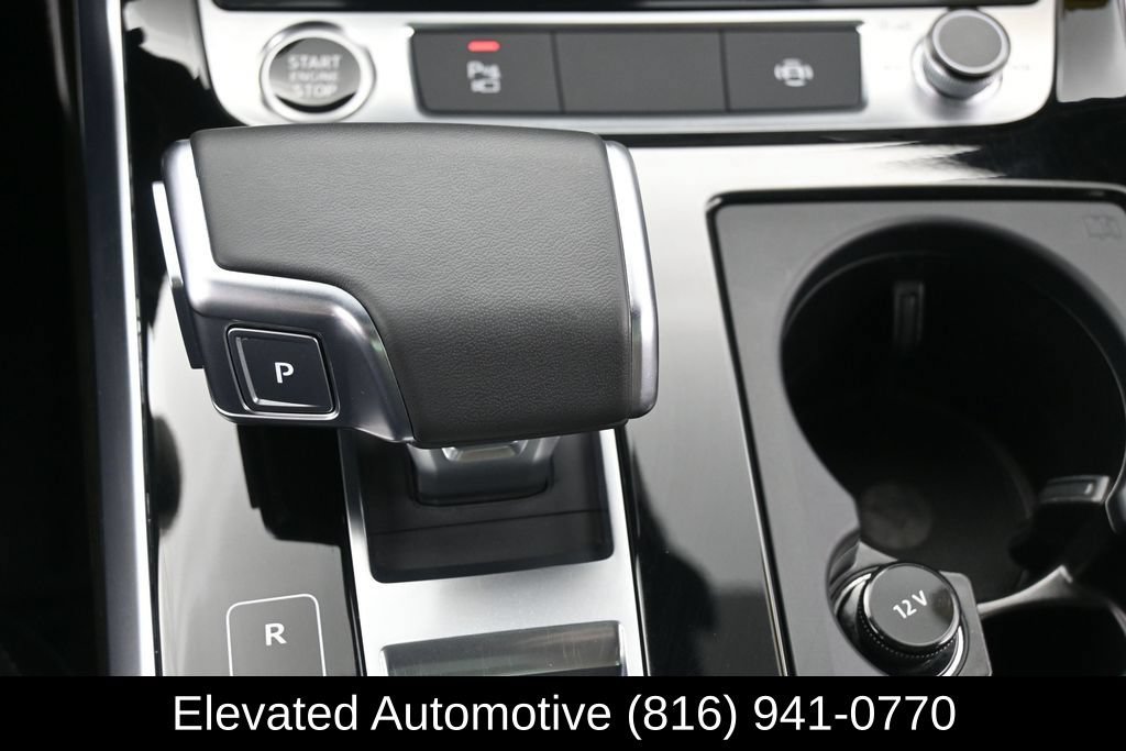 Used 2025 Audi Q8 Premium Plus AWD/4WD image 23