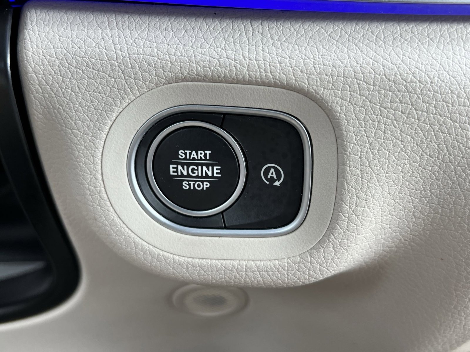 Certified 2023 Mercedes-Benz GLS 450 4MATIC image 32