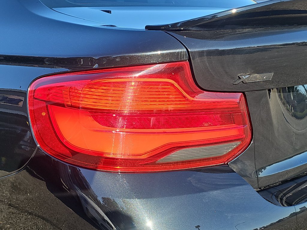 Used 2018 BMW M240i xDrive Coupe AWD/4WD image 17