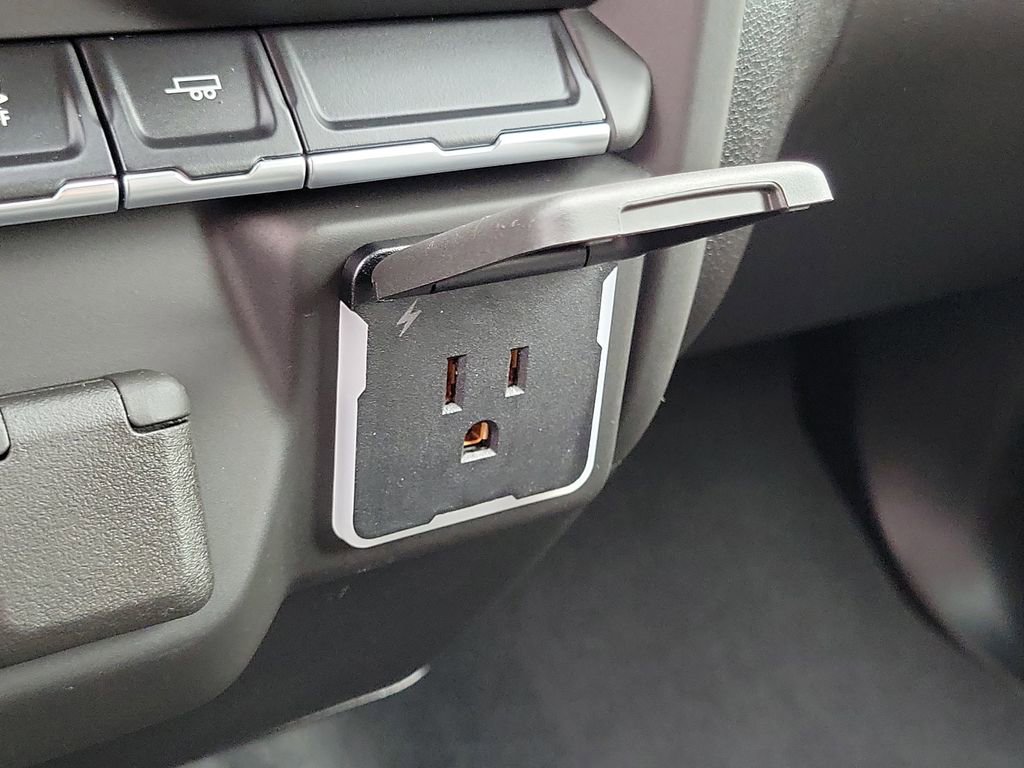 Used 2026 Chevrolet Silverado 1500 Custom image 10