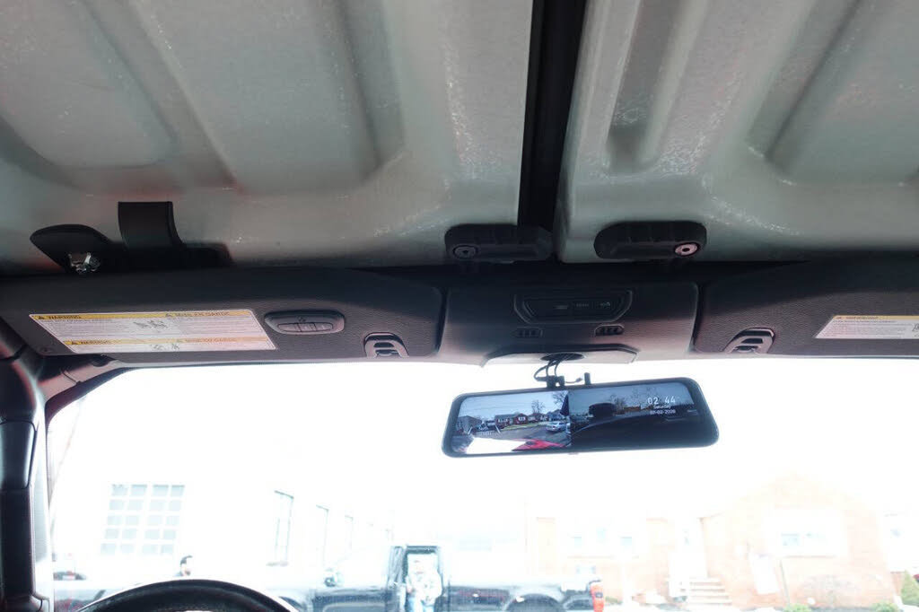 Used 2021 Jeep Wrangler Unlimited Rubicon w/ Dual Top Group AWD/4WD image 54