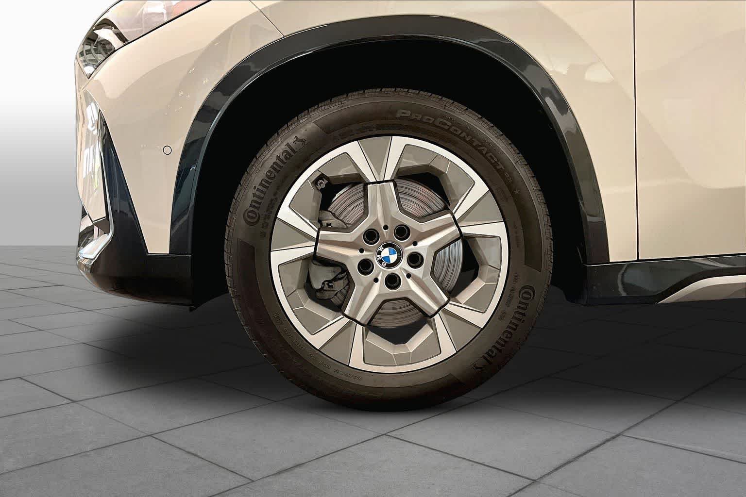 Used 2025 BMW X1 xDrive28i w/ Convenience Package AWD/4WD image 21
