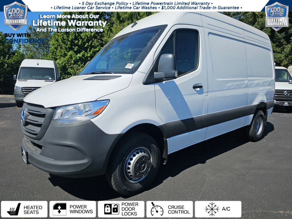 New 2024 Mercedes-Benz Sprinter 144 Cargo