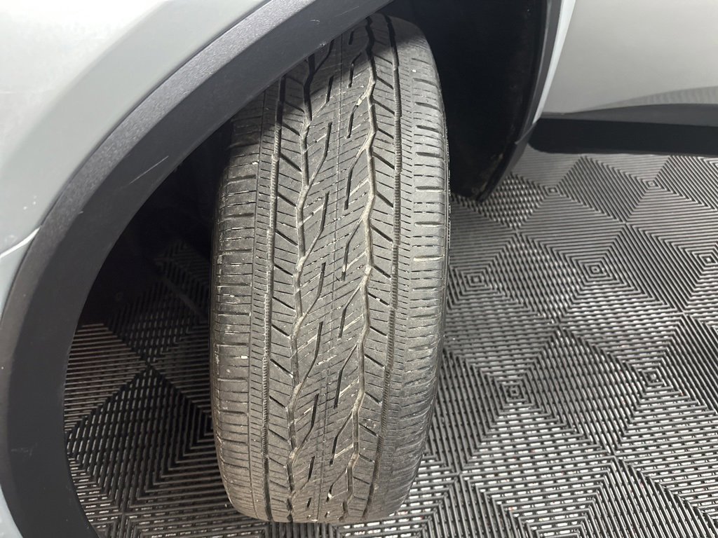 Used 2021 Chevrolet Traverse RS image 46