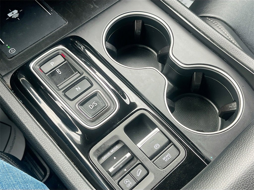 Used 2023 Honda Pilot Touring image 17