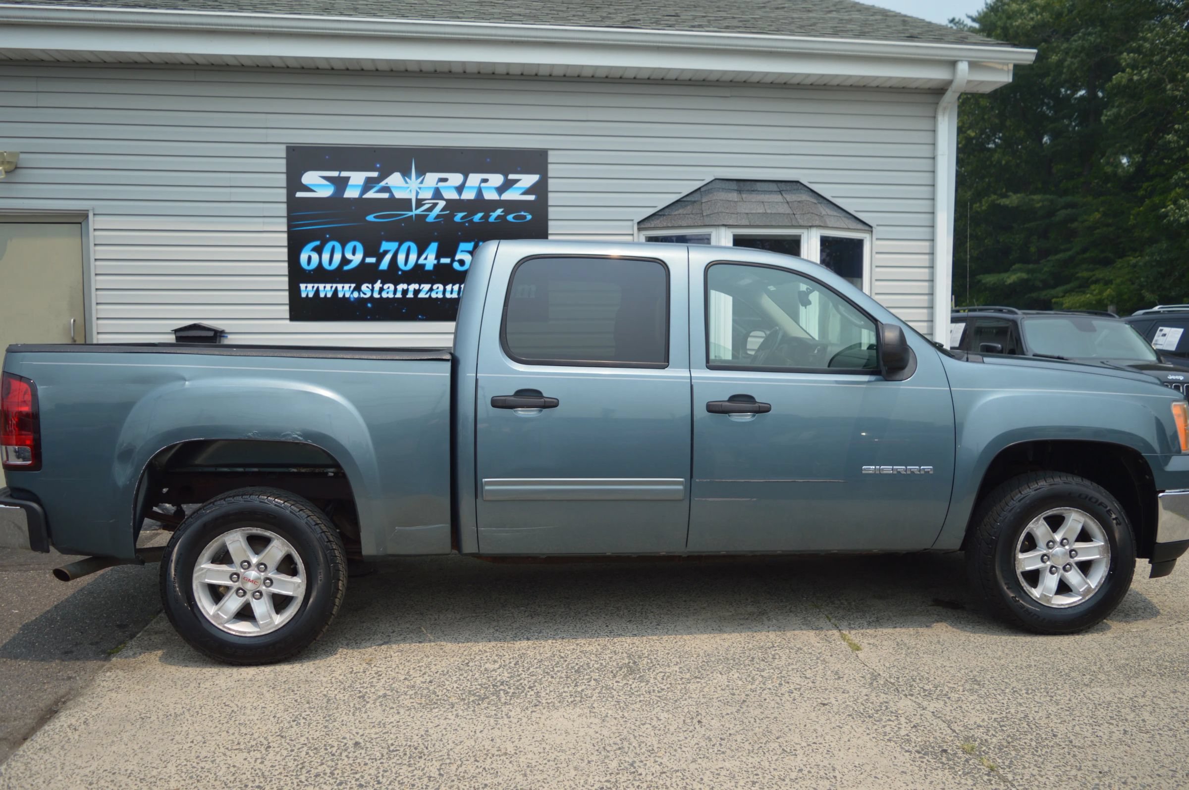 Used 2011 GMC Sierra 1500 SLE w/ Power Tech Package RWD image 19