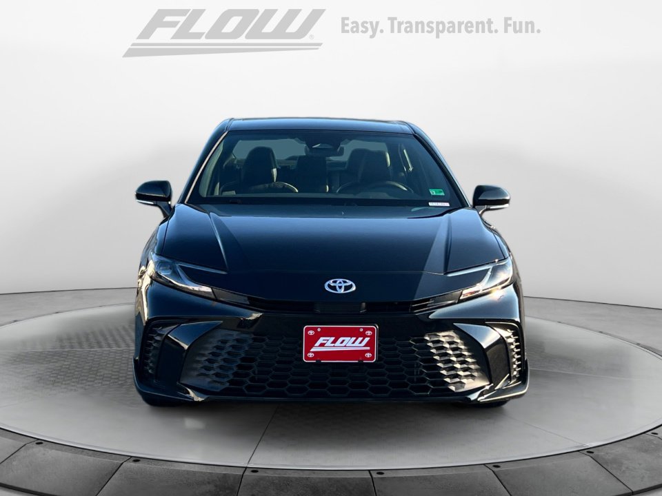 New 2026 Toyota Camry SE image 2