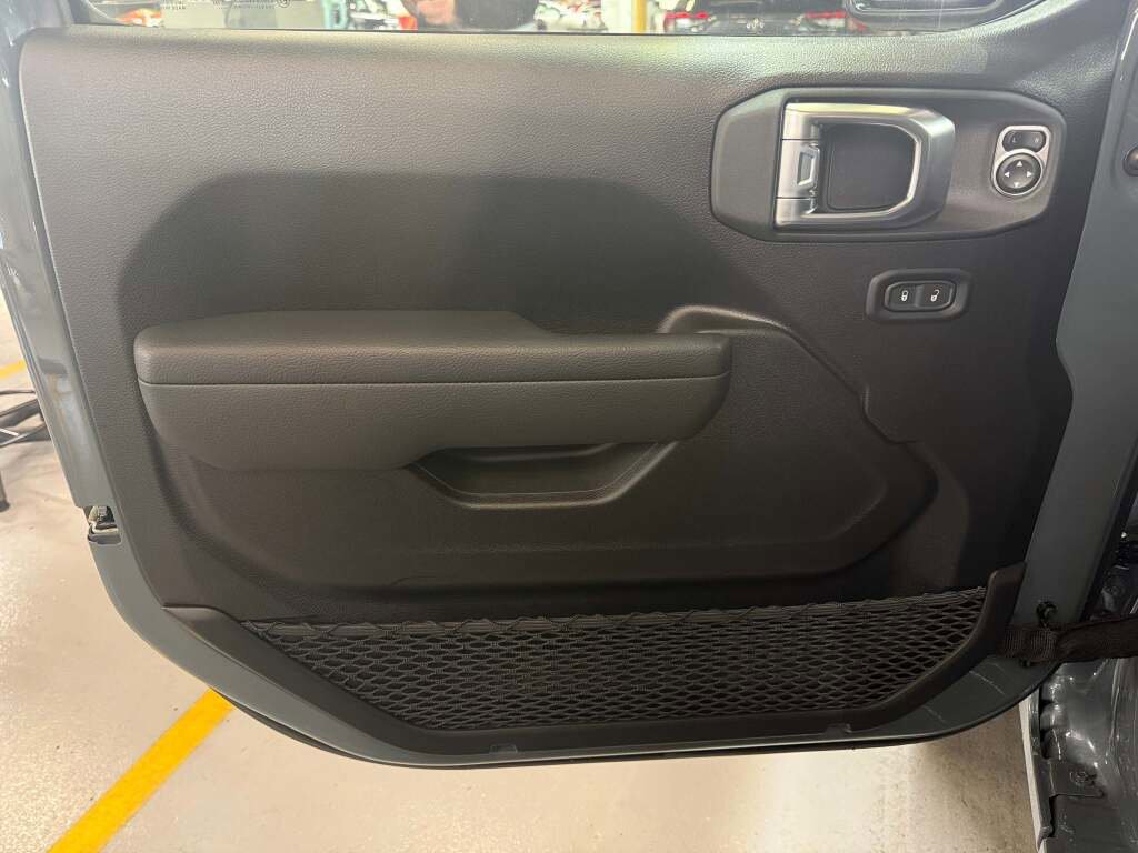 New 2026 Jeep Gladiator Sport image 19