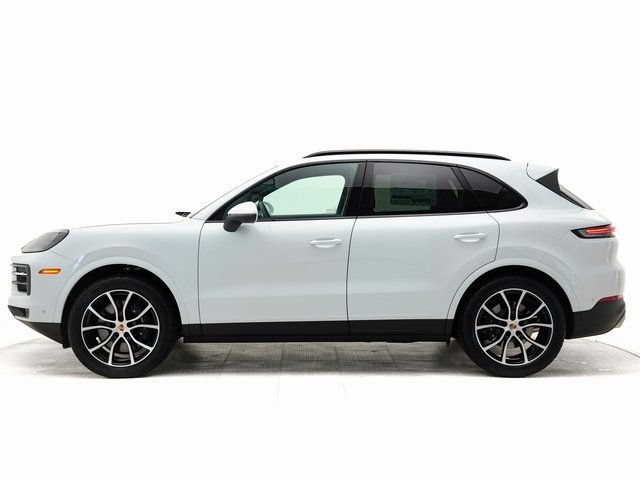 Certified 2025 Porsche Cayenne AWD/4WD image 2
