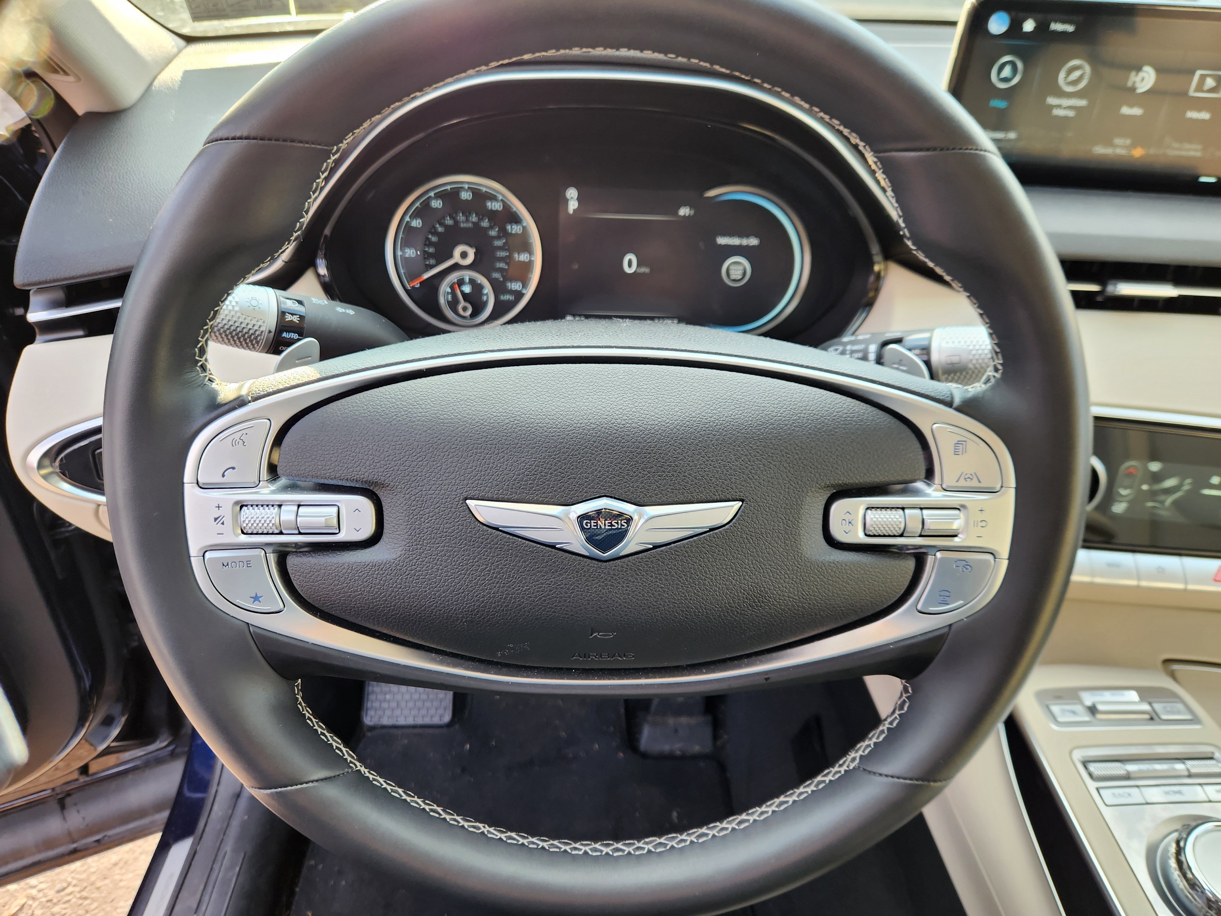 Used 2025 Genesis GV70 2.5T image 9