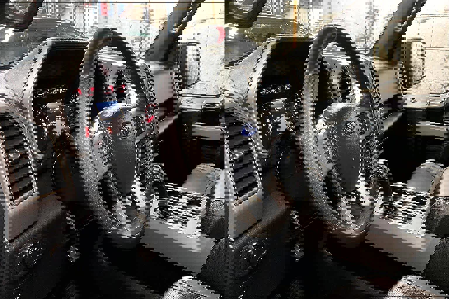 Used 2019 Ford F150 Raptor image 15