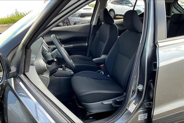 New 2025 Nissan Kicks Play S image 10