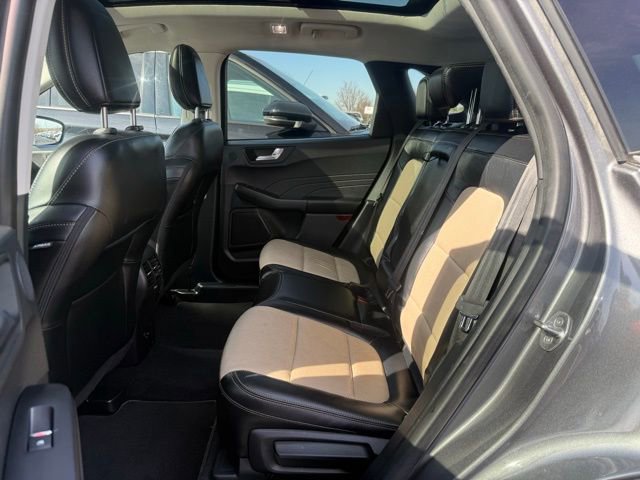 Used 2021 Ford Escape Titanium w/ Titanium Elite Package image 10