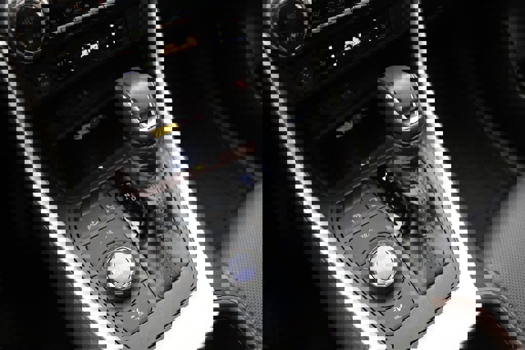 Used 2023 Toyota RAV4 Limited image 23