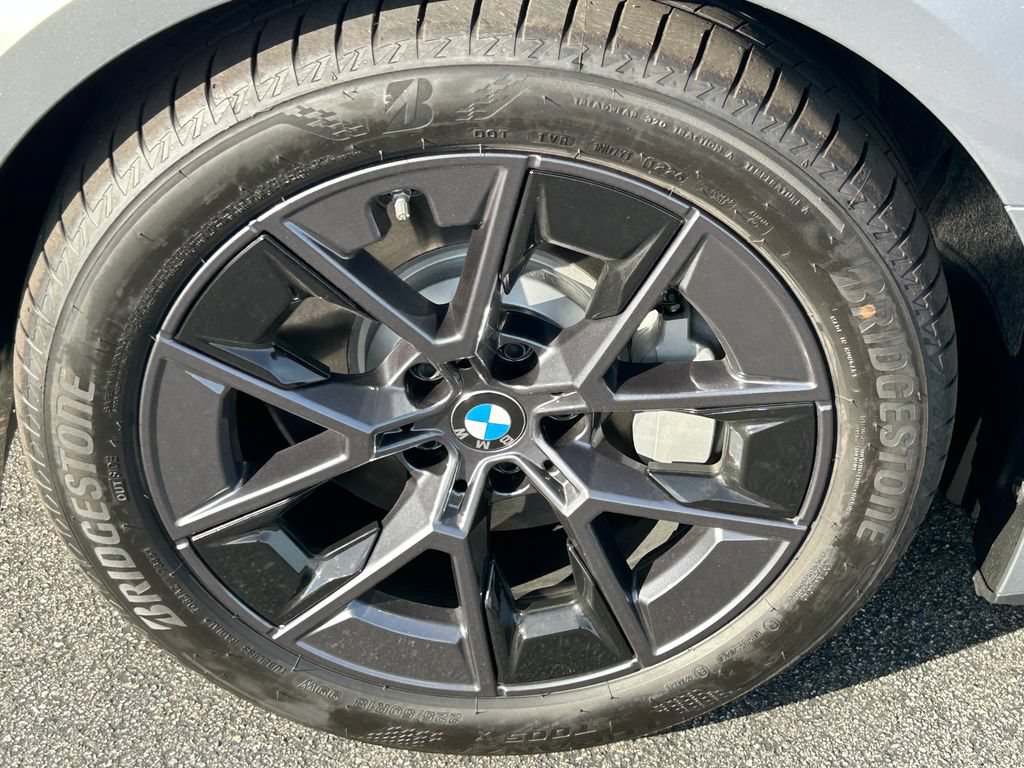 New 2026 BMW i4 xDrive40i w/ Premium Package AWD/4WD image 9