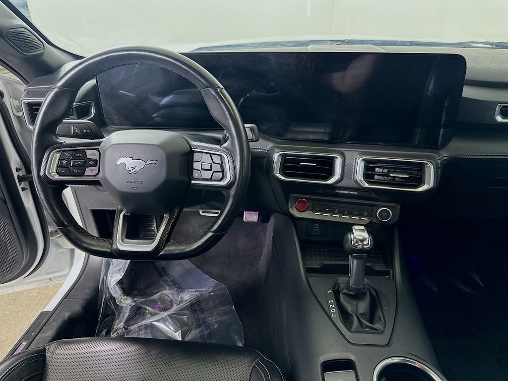 Used 2024 Ford Mustang Premium image 16