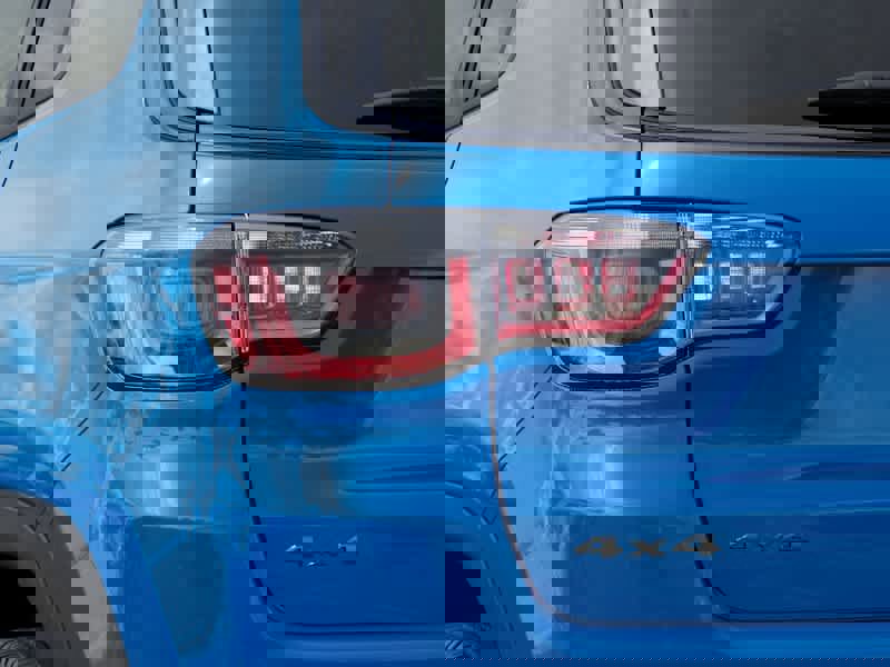 New 2026 Jeep Compass Latitude image 9