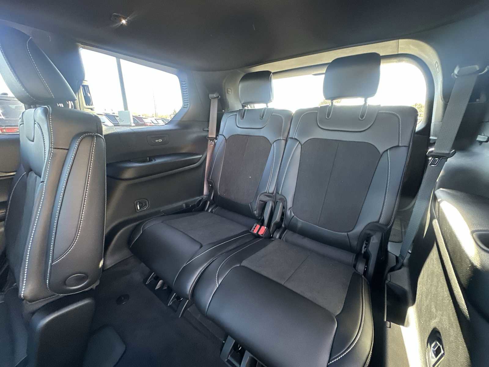 New 2025 Jeep Grand Cherokee L Altitude image 24