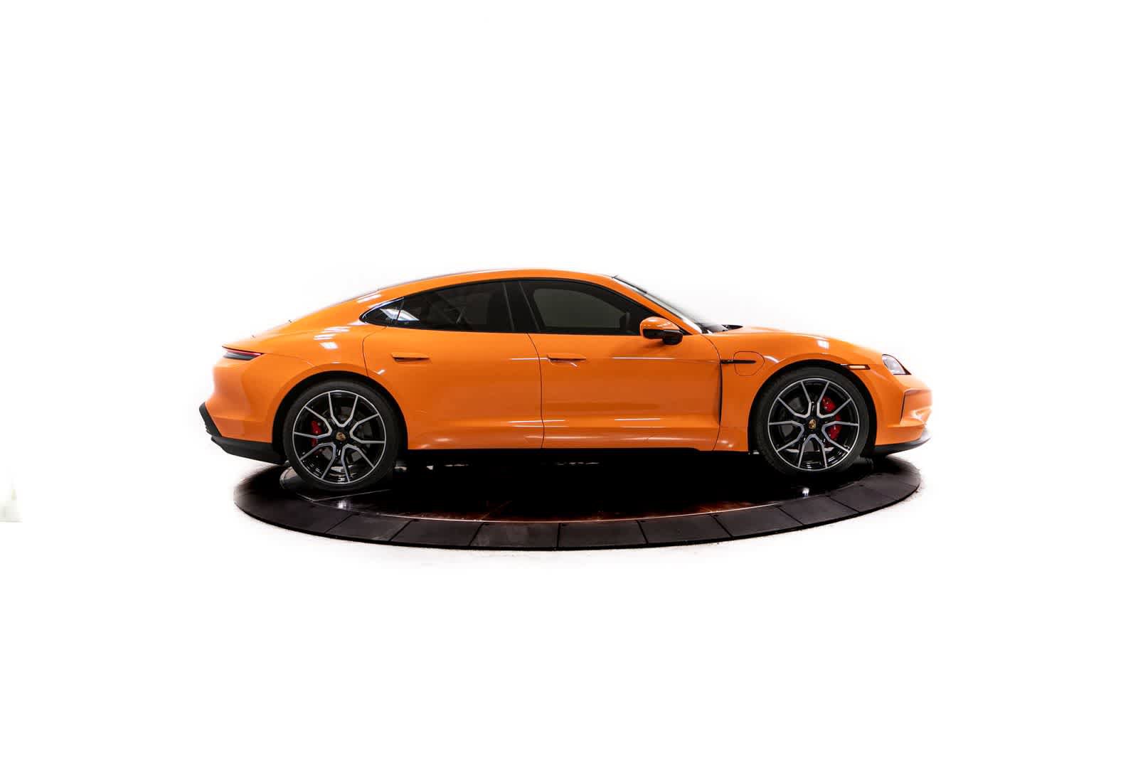Certified 2025 Porsche Taycan 4S image 8