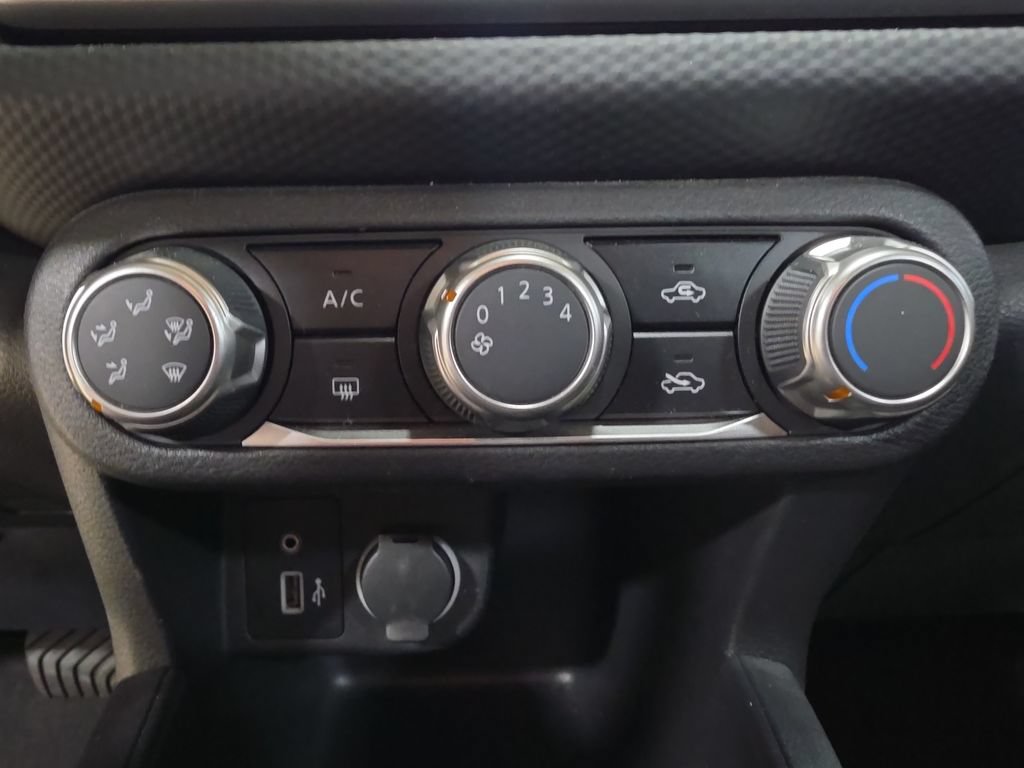 Used 2022 Nissan Kicks S w/ Interior Electronics Package FWD image 23
