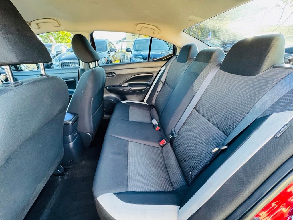 Used 2020 Nissan Versa SV image 12