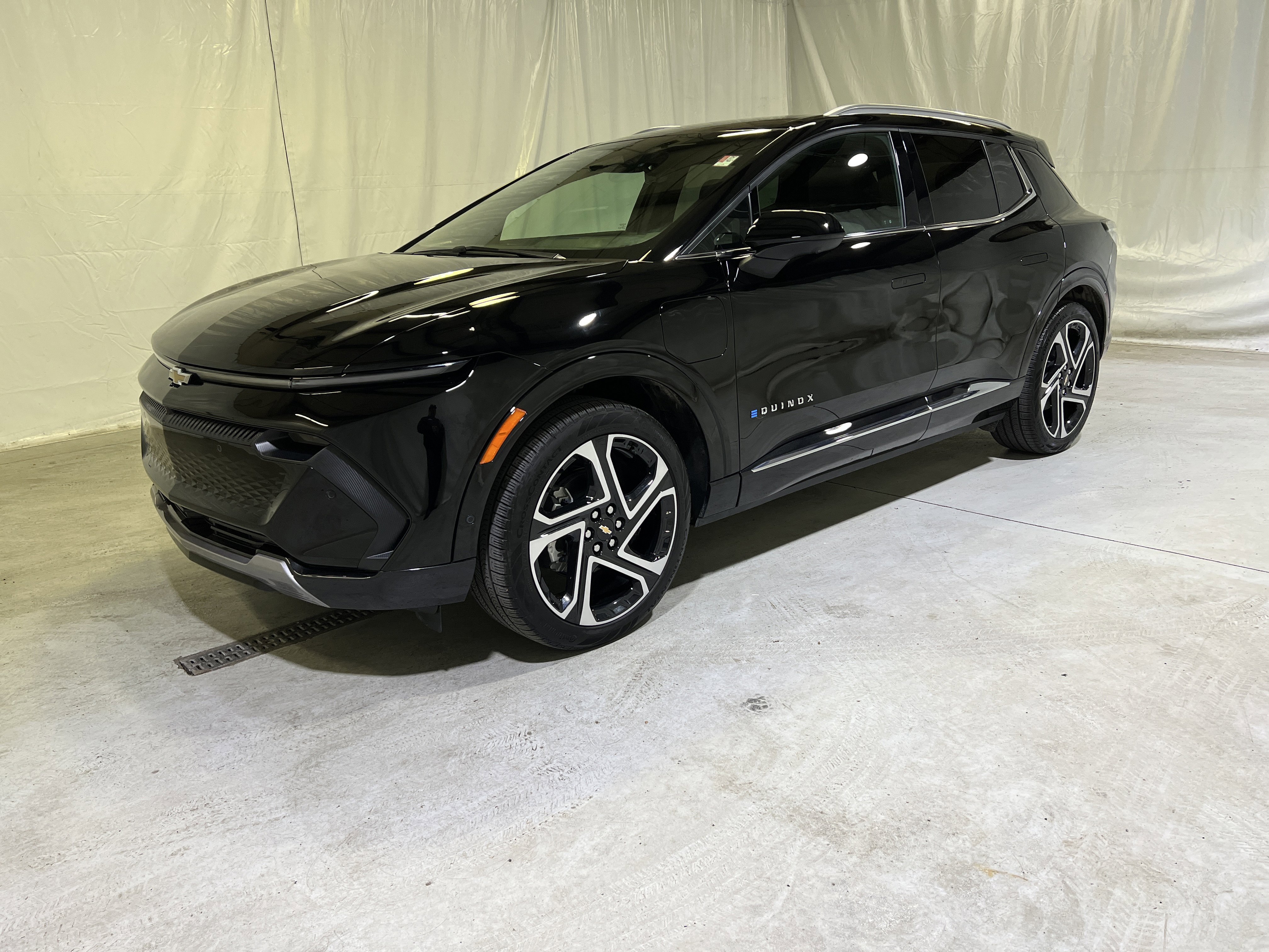 Certified 2025 Chevrolet Equinox EV LT w/ Active Safety Package 3 FWD image 6
