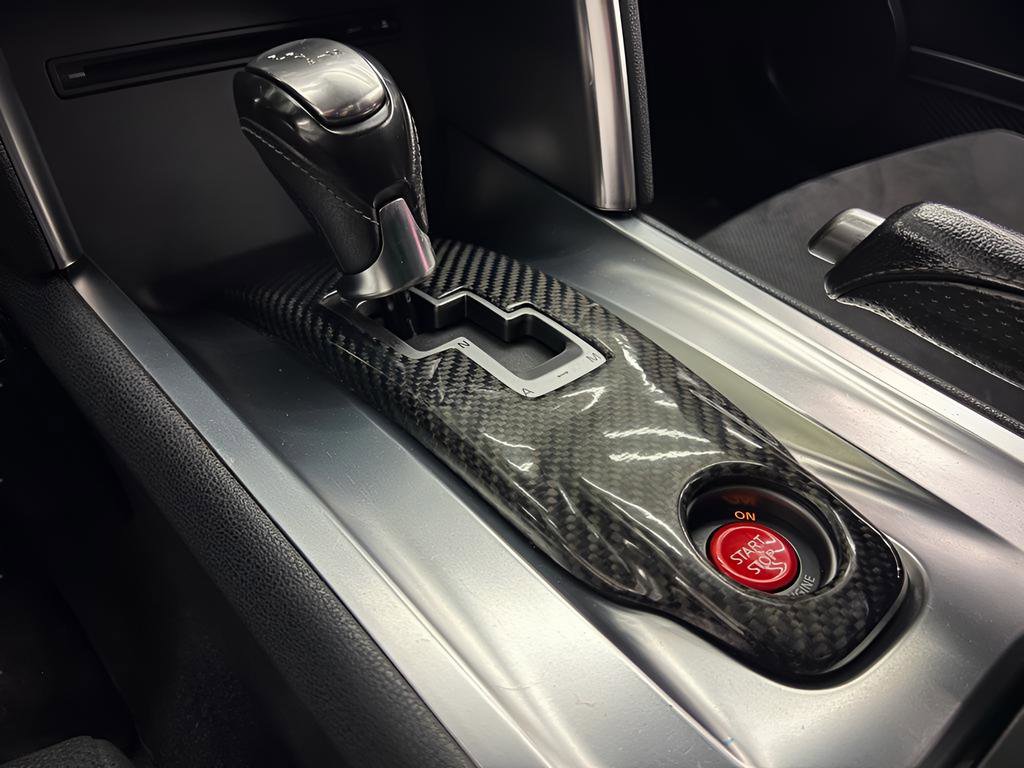 Used 2011 Nissan GT-R Premium image 64