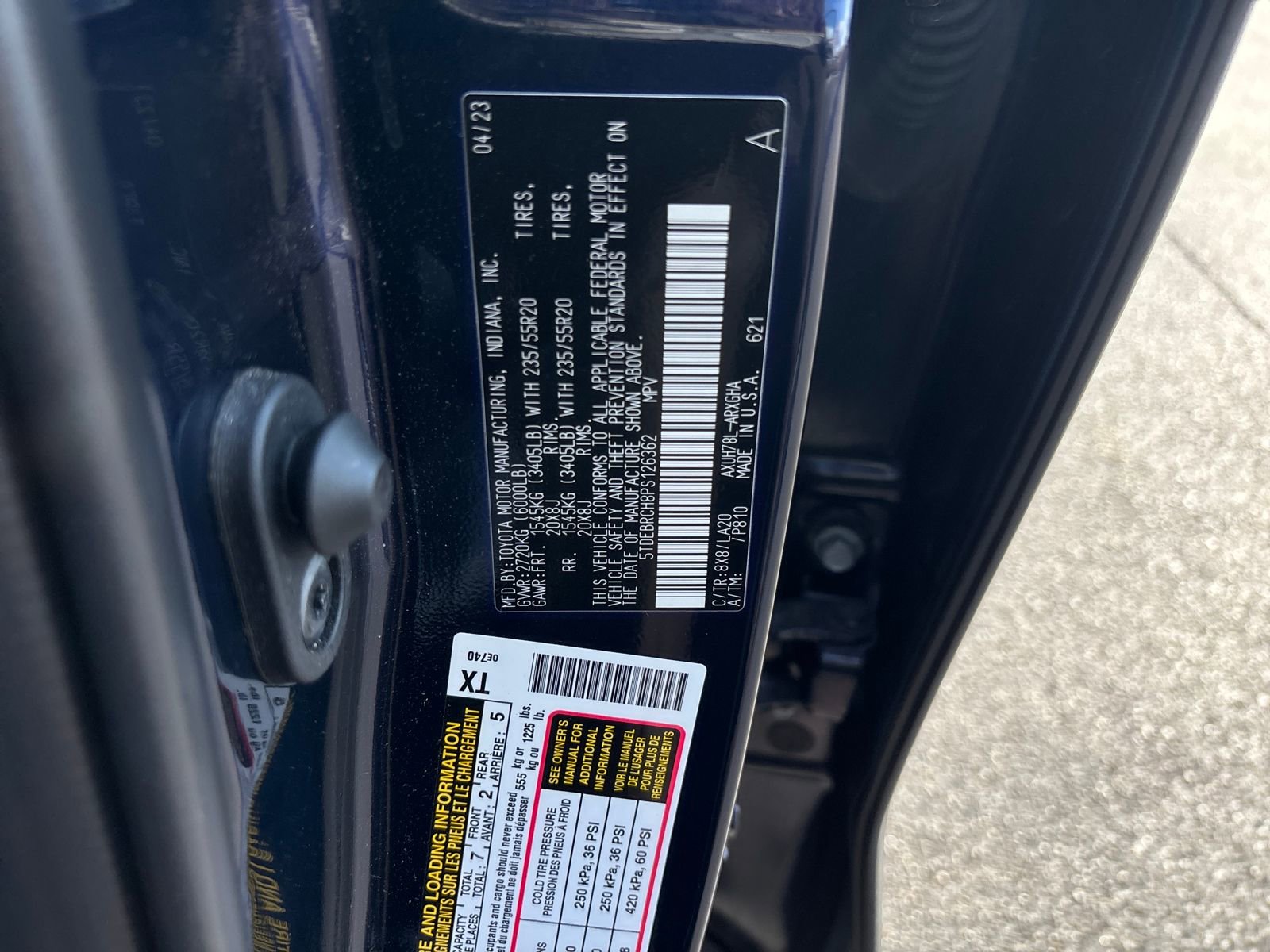 Used 2023 Toyota Highlander Platinum image 29