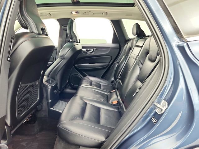 Used 2021 Volvo XC60 T8 Inscription Expression image 26