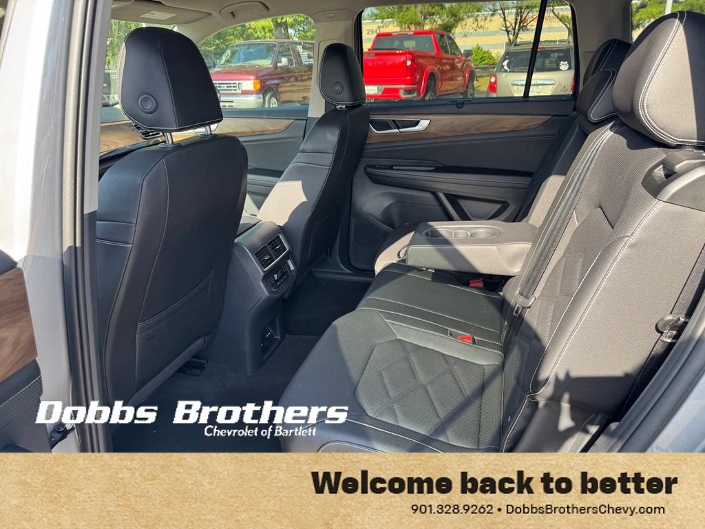 Used 2026 Volkswagen Atlas SE AWD/4WD image 15