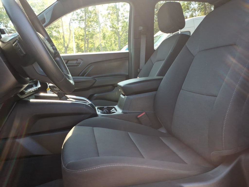 Used 2024 Chevrolet Colorado Trail Boss w/ Technology Package AWD/4WD image 13