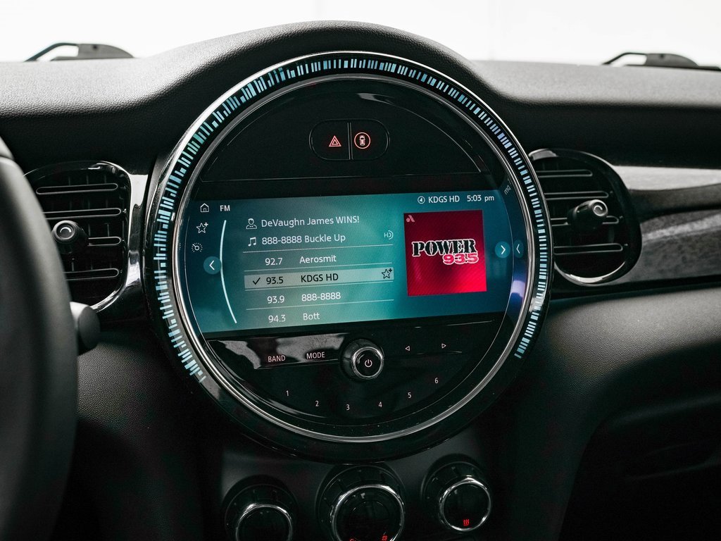 Used 2023 MINI Cooper SE image 30