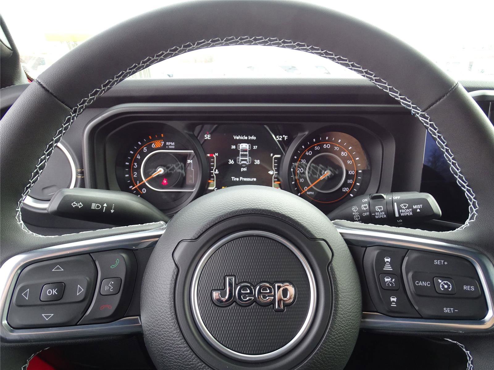 New 2025 Jeep Wrangler Sahara w/ Technology Group image 34