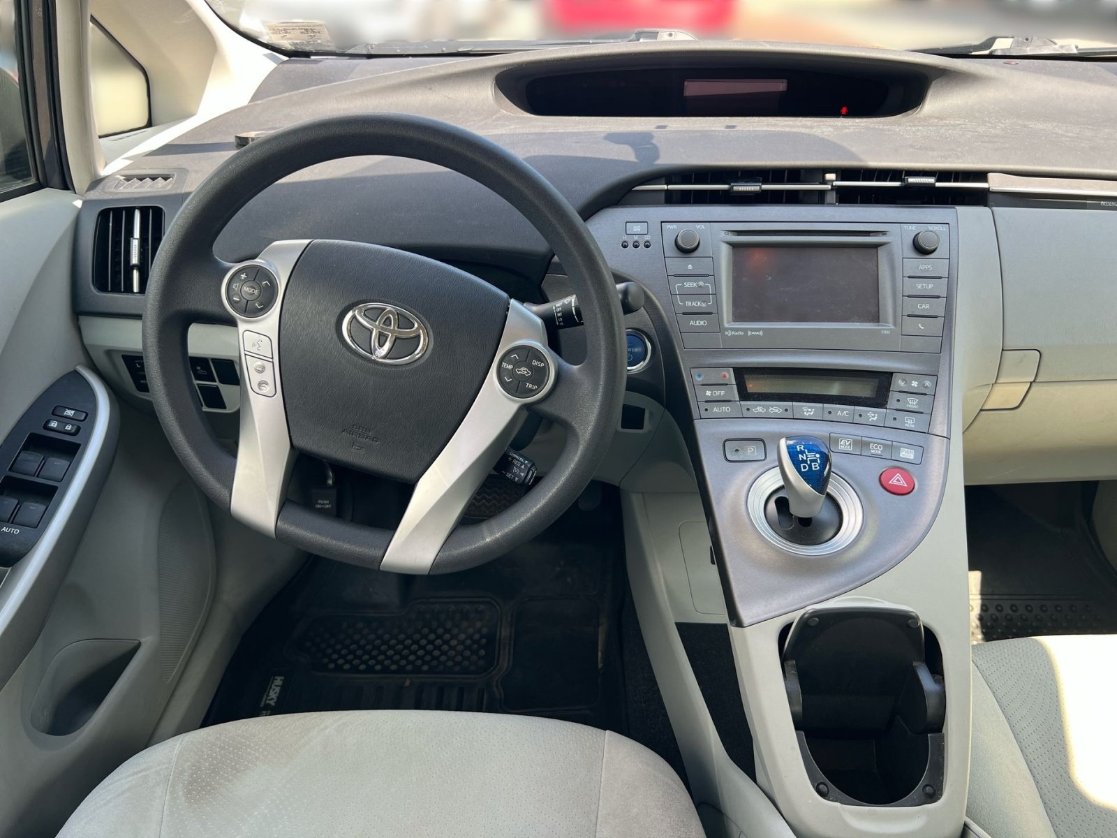 Used 2012 Toyota Prius Three w/ Solar Roof Pkg FWD image 19
