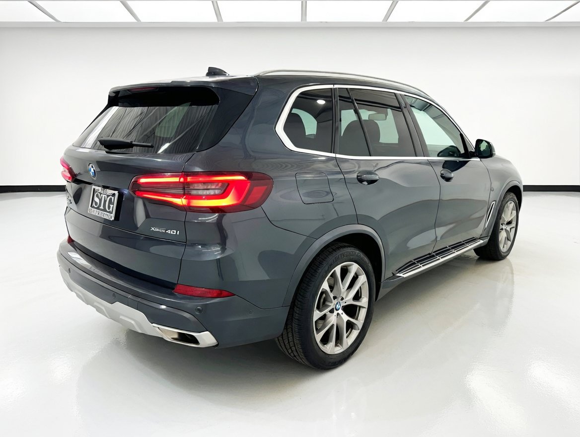 Used 2023 BMW X5 xDrive40i AWD/4WD image 4