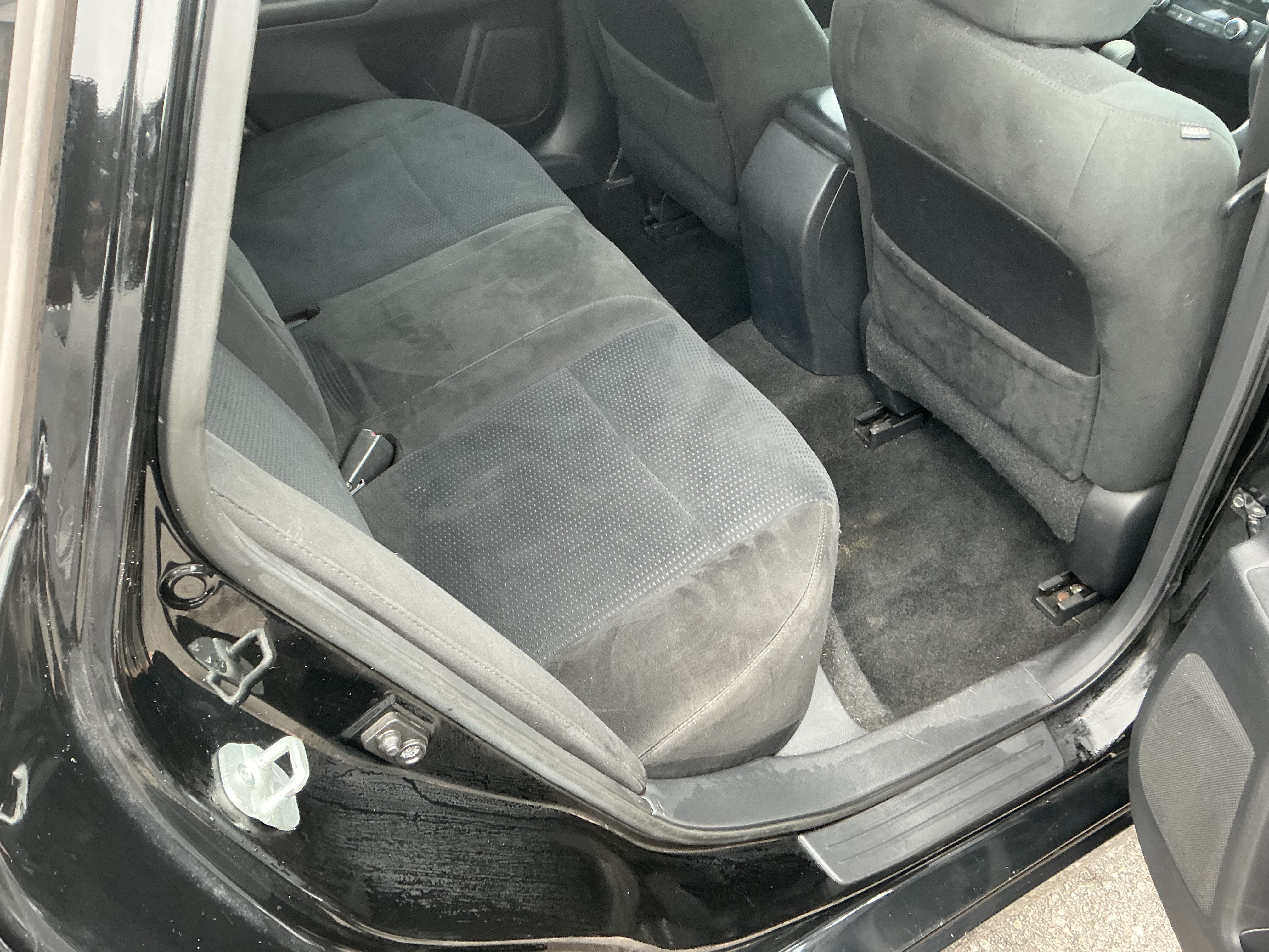 Used 2015 Nissan Altima 2.5 SV FWD image 13