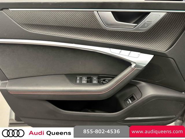 Used 2023 Audi RS 7 Sportback AWD/4WD image 17