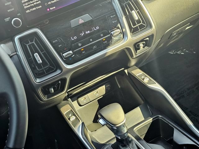 Used 2022 Kia Sorento S AWD/4WD image 38